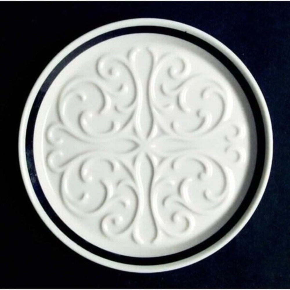Lenox Seville Ivory with Platinum Wine Bottle Coaster Made in USA Excellent